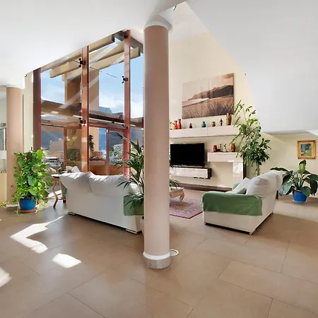 Готель Rossella By Paramount Holidays