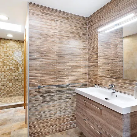 Szálloda Rossella By Paramount Holidays Costa Adeje (Tenerife)