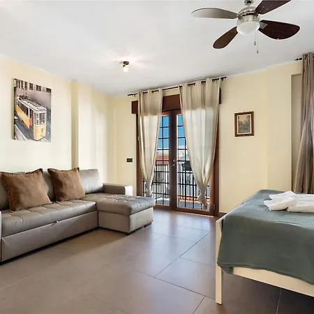 Rossella By Paramount Holidays